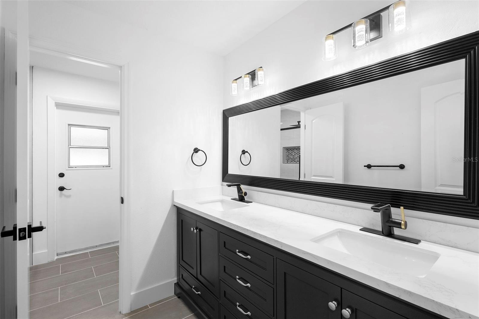 SWEETWATER OAKS - Residential