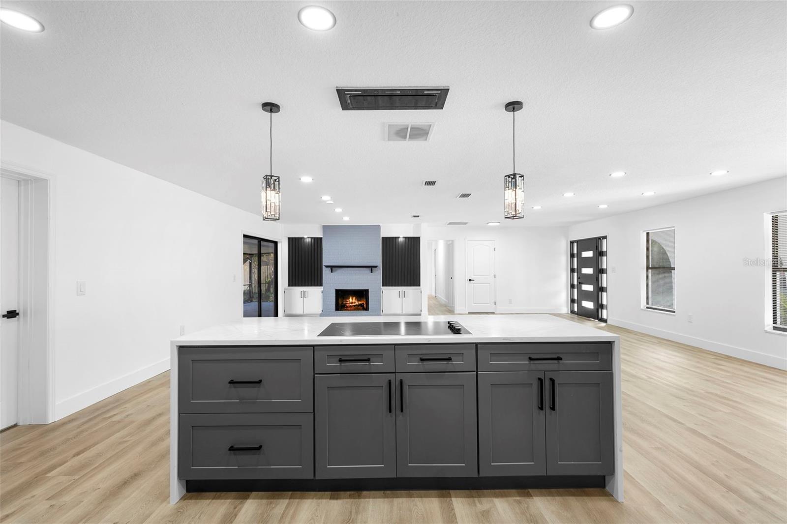 SWEETWATER OAKS - Residential