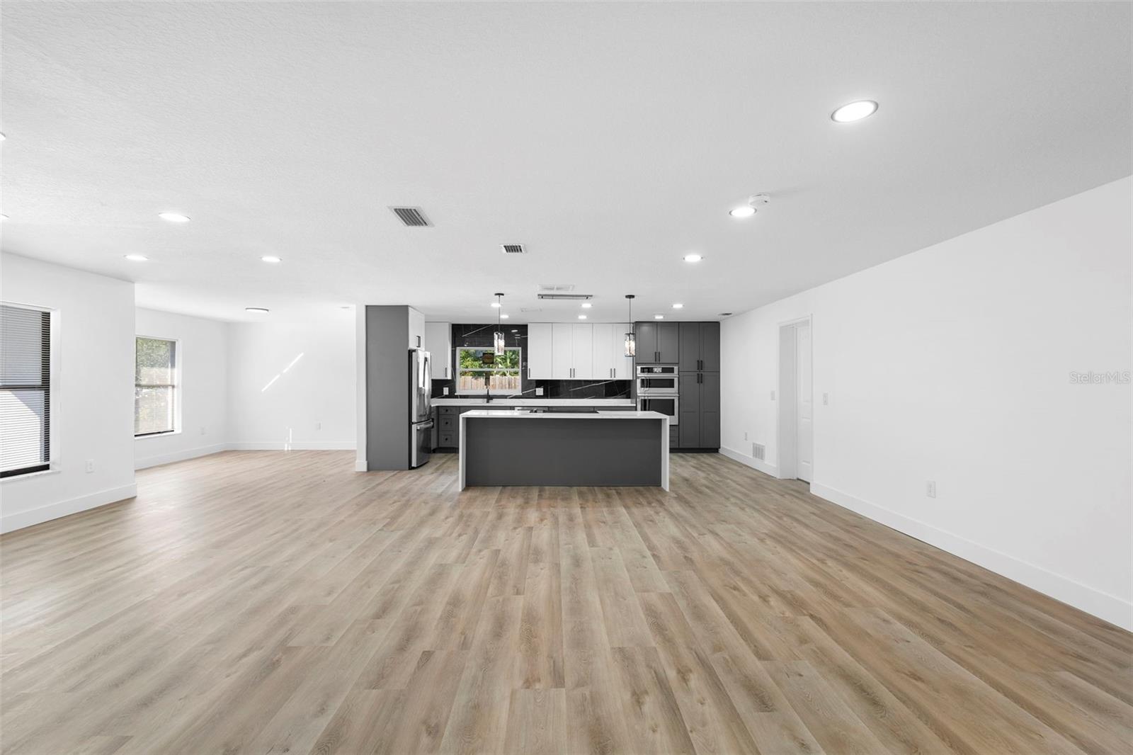 SWEETWATER OAKS - Residential