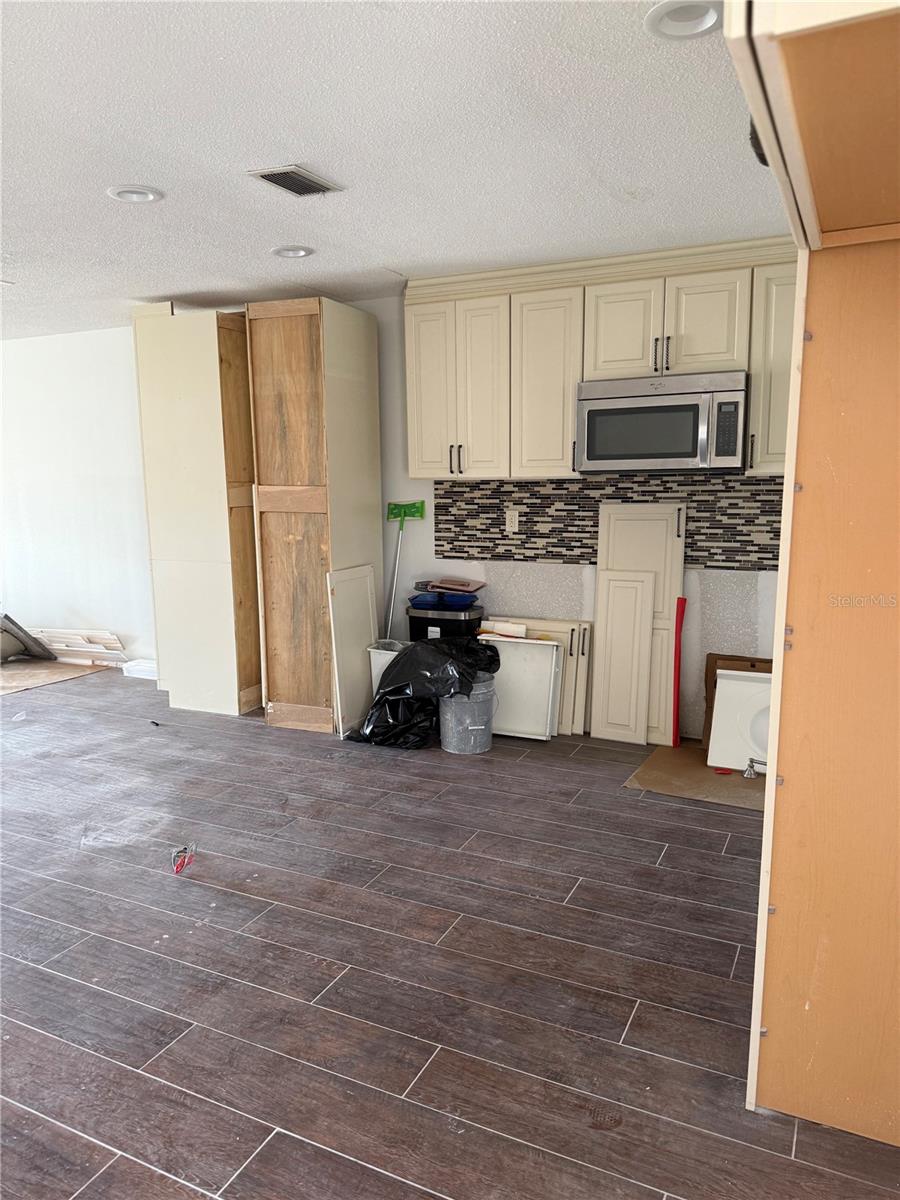 FAIRWINDS VILLAGE 2 - Residential