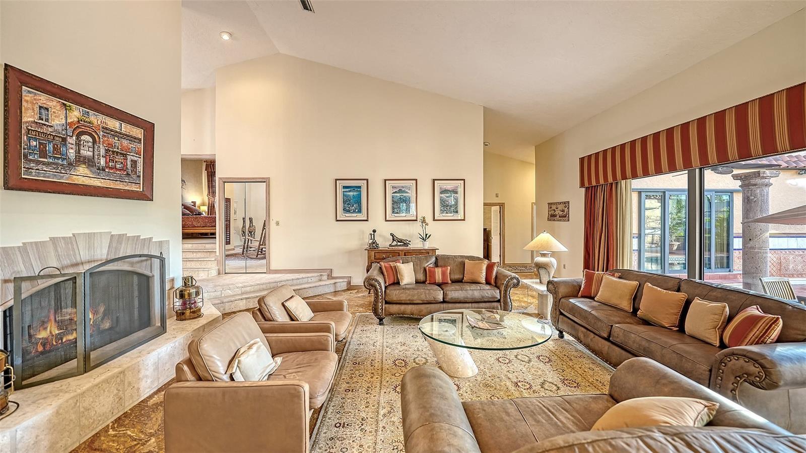 COUNTRY CLUB SHORES SEC 04 - Residential