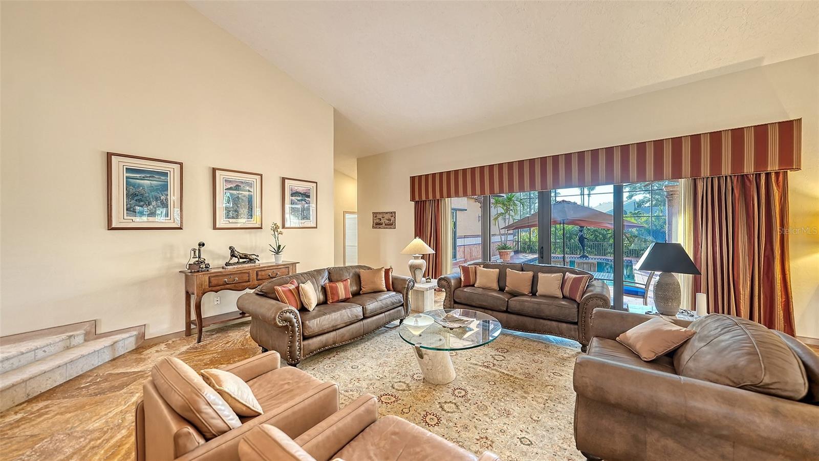 COUNTRY CLUB SHORES SEC 04 - Residential