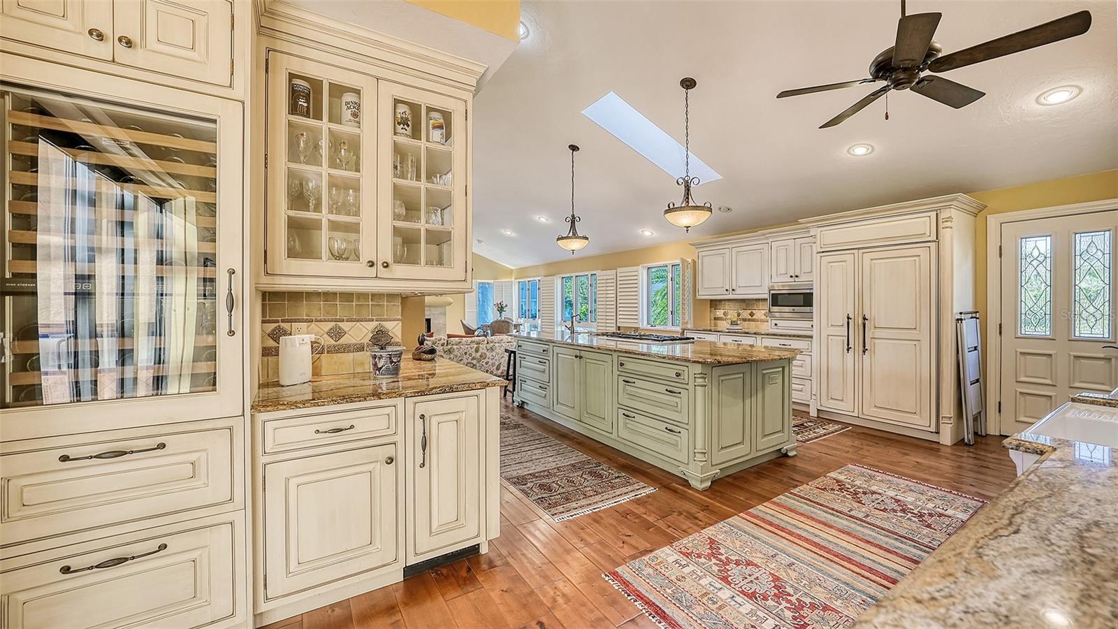 COUNTRY CLUB SHORES SEC 04 - Residential