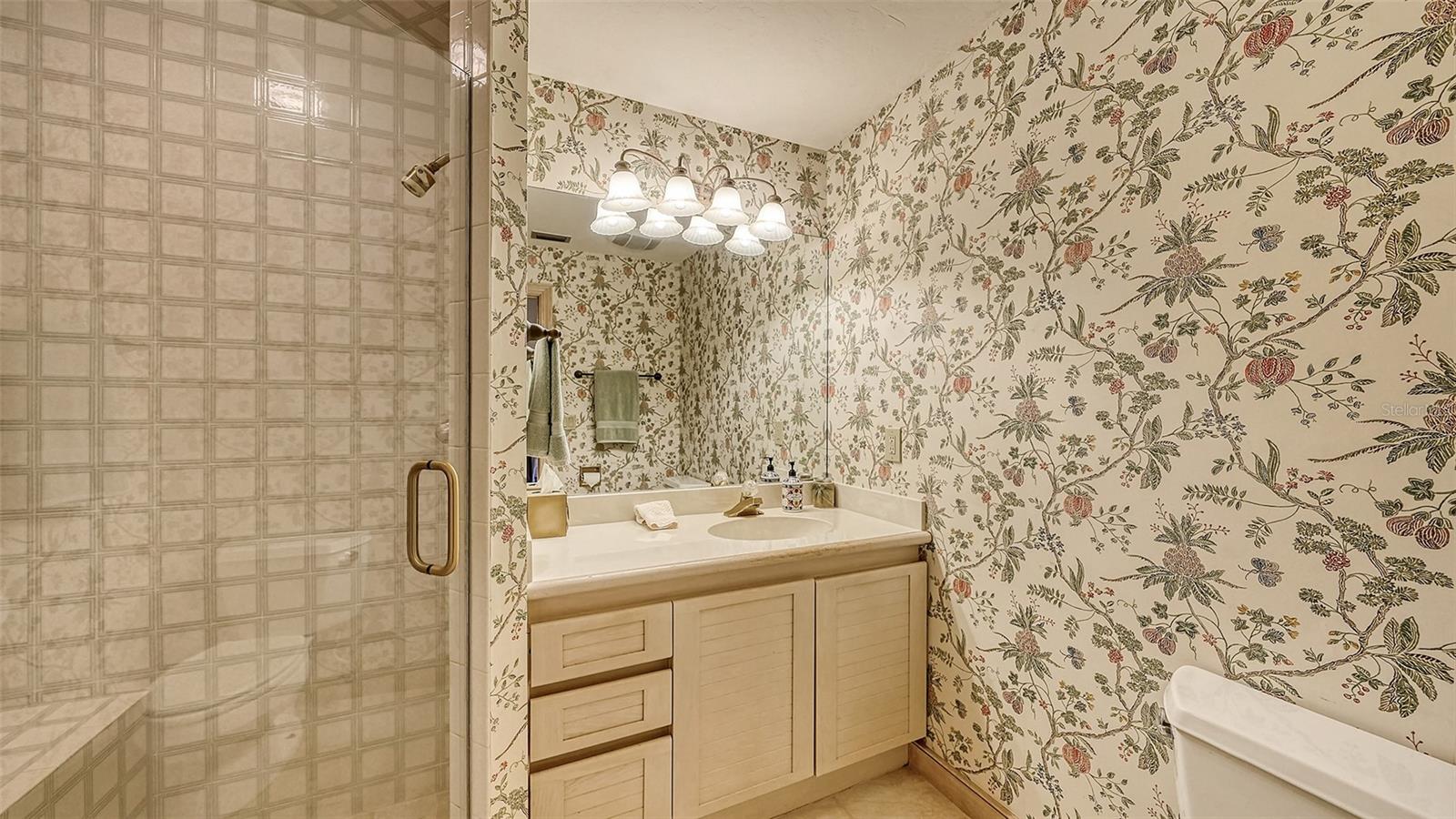 COUNTRY CLUB SHORES SEC 04 - Residential