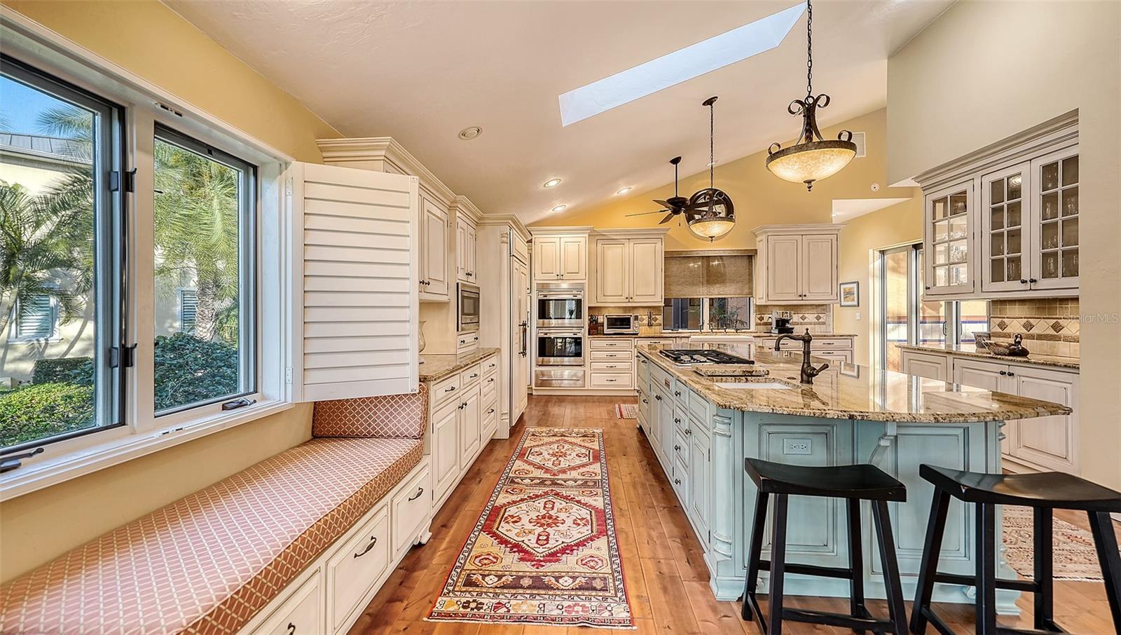 COUNTRY CLUB SHORES SEC 04 - Residential