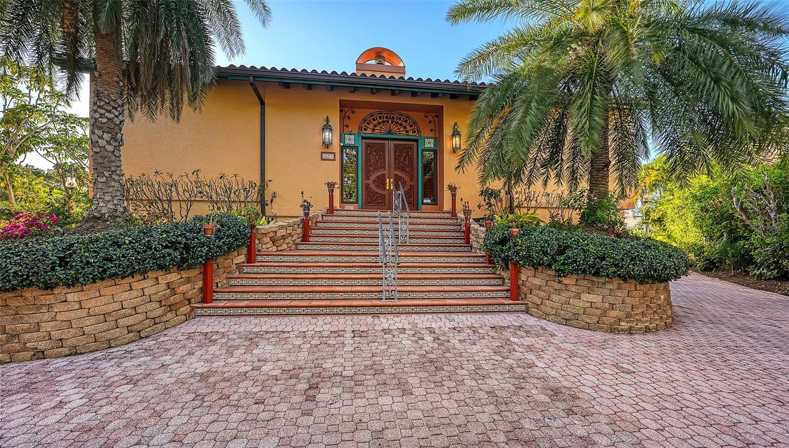 COUNTRY CLUB SHORES SEC 04 - Residential