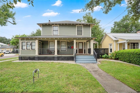 Photo of 901 E Washington Street, Orlando, FL 32801 (MLS # O6433086)