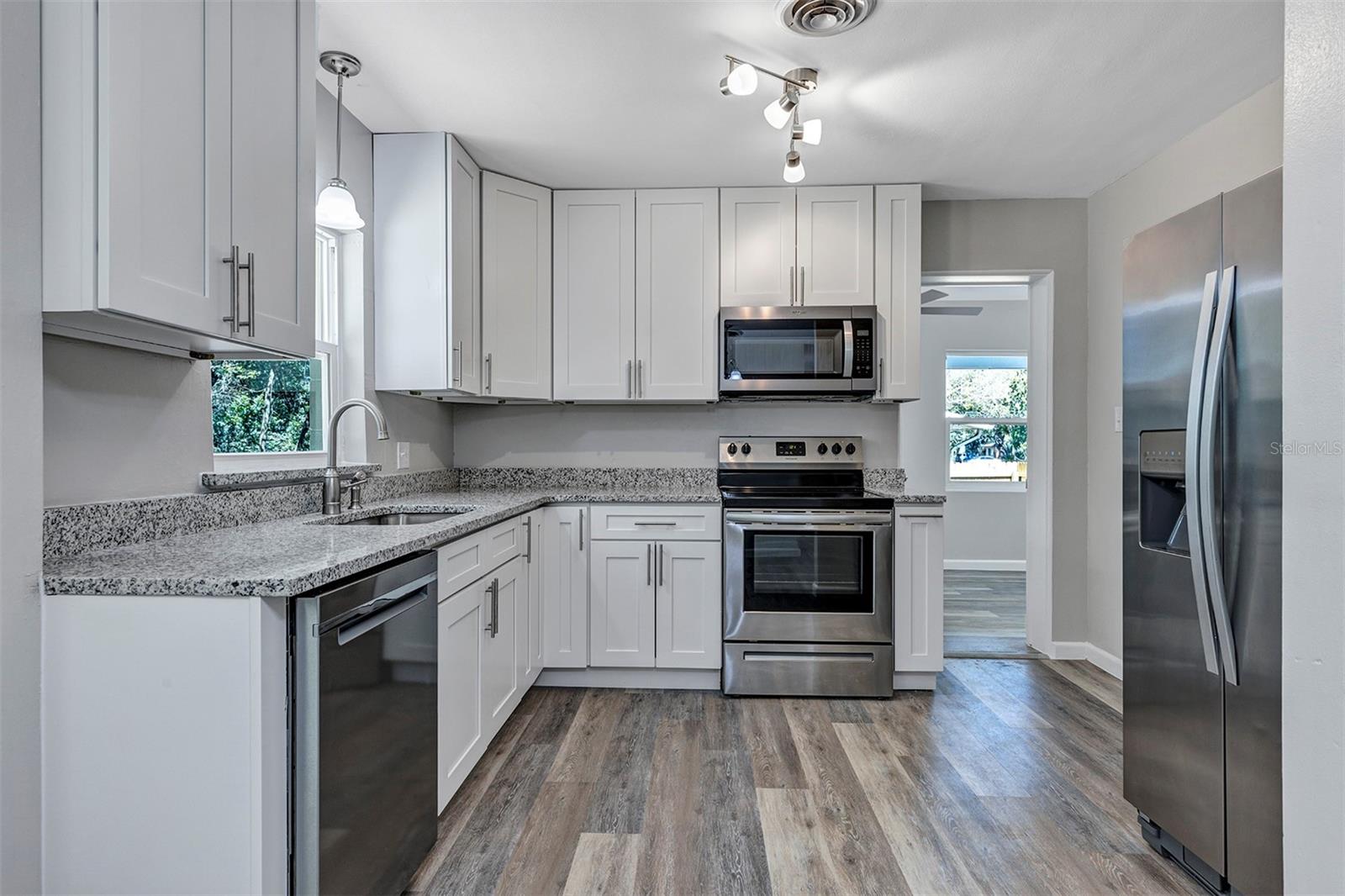 SUNSHINE ACRES - Residential