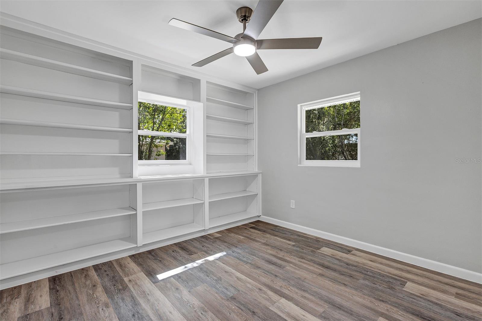 SUNSHINE ACRES - Residential