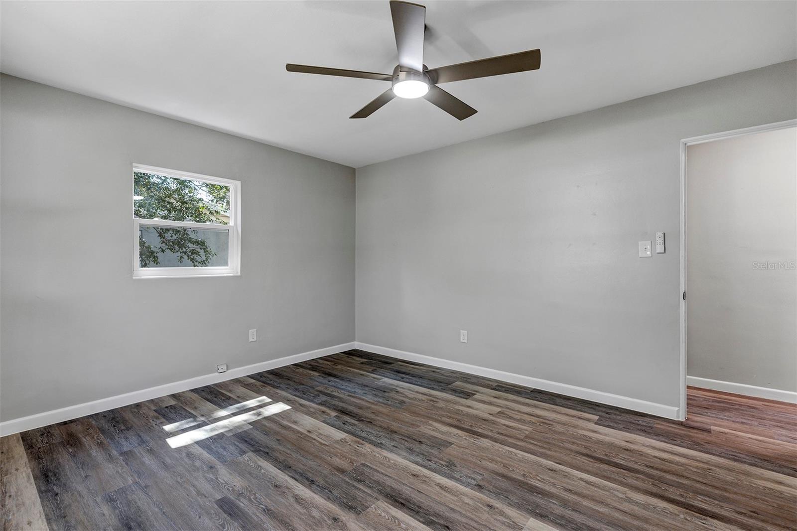 SUNSHINE ACRES - Residential