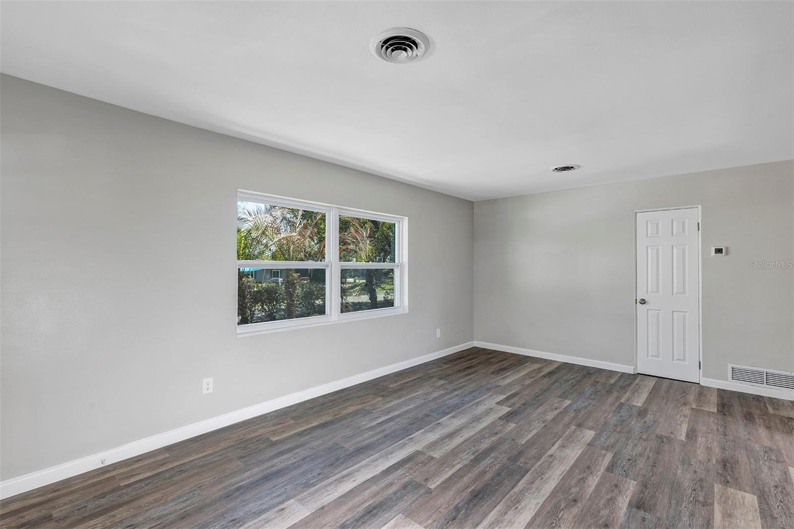 SUNSHINE ACRES - Residential