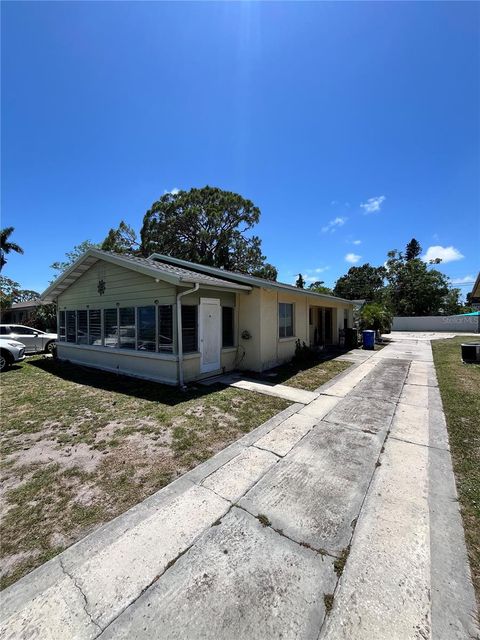 1708 28TH STREET W BRADENTON FL 34205