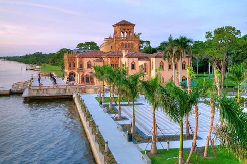 A home in SARASOTA