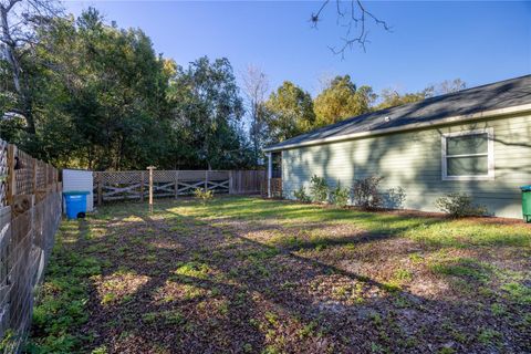 A home in HIGH SPRINGS