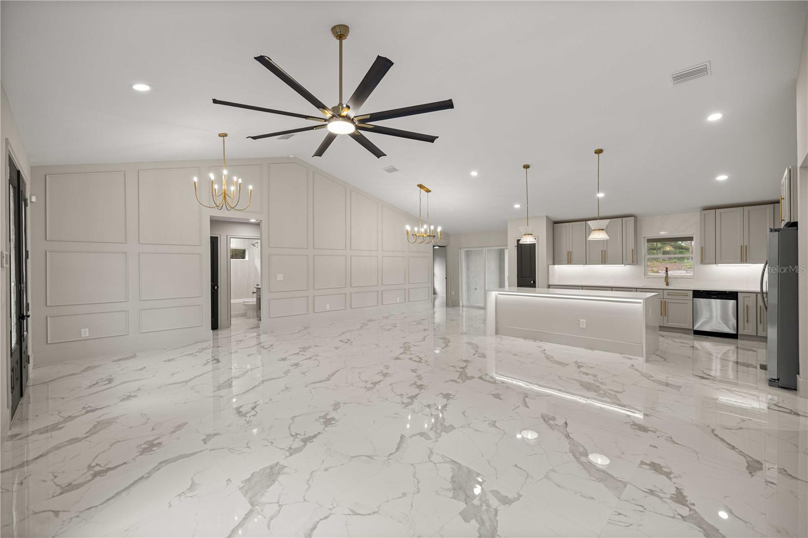 ROLLING HILLS UN 04 - Residential