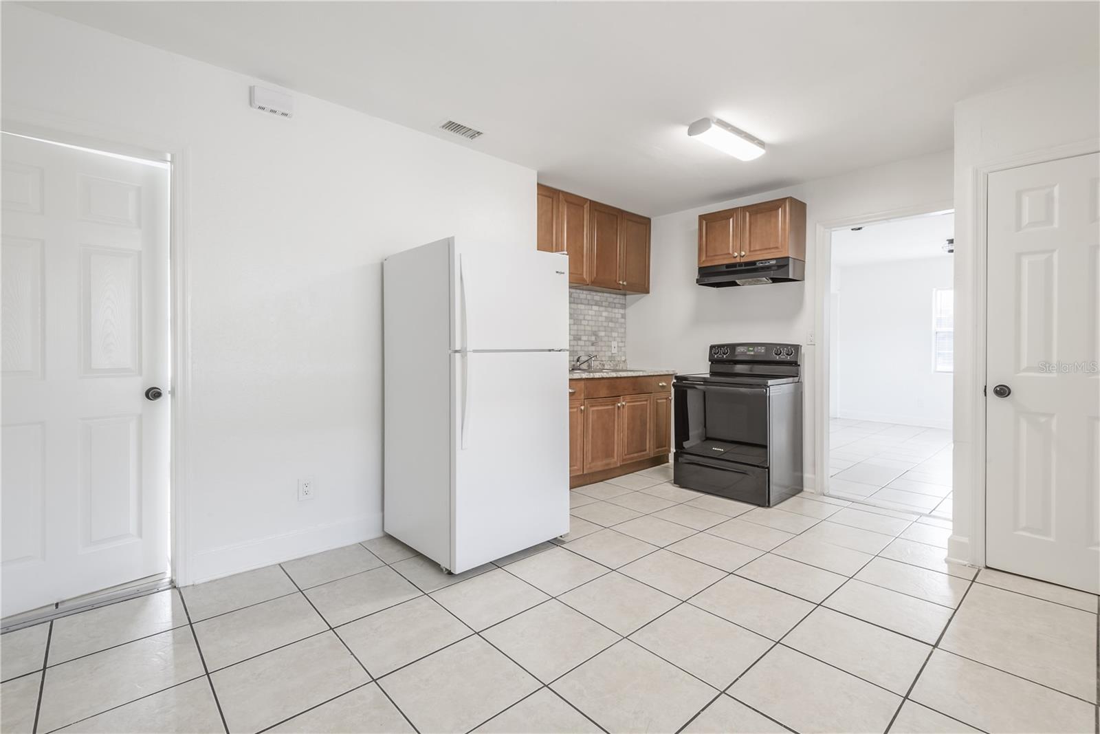 CARLTON PLACE - Residential Income