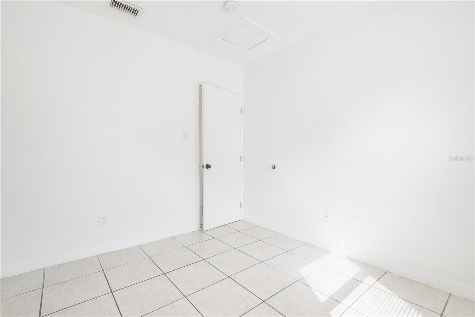 CARLTON PLACE - Residential Income