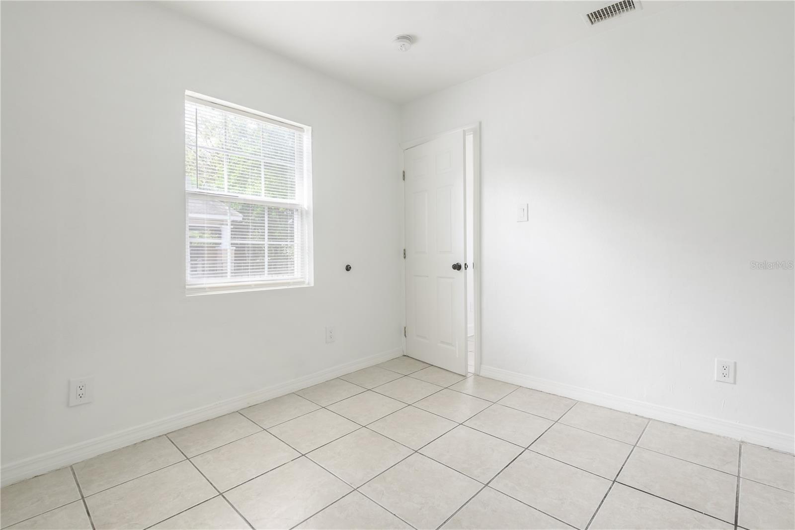 CARLTON PLACE - Residential Income
