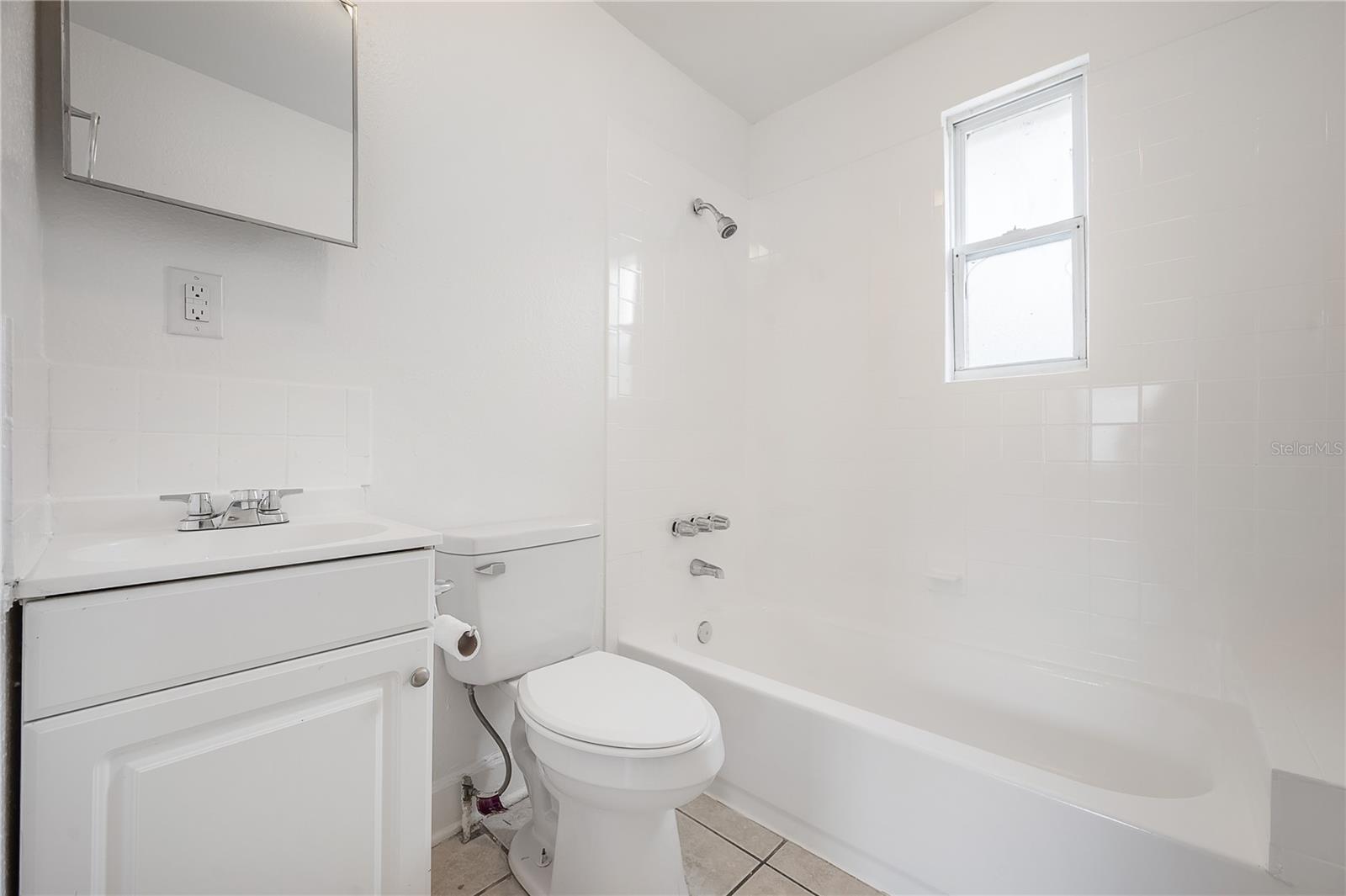 CARLTON PLACE - Residential Income