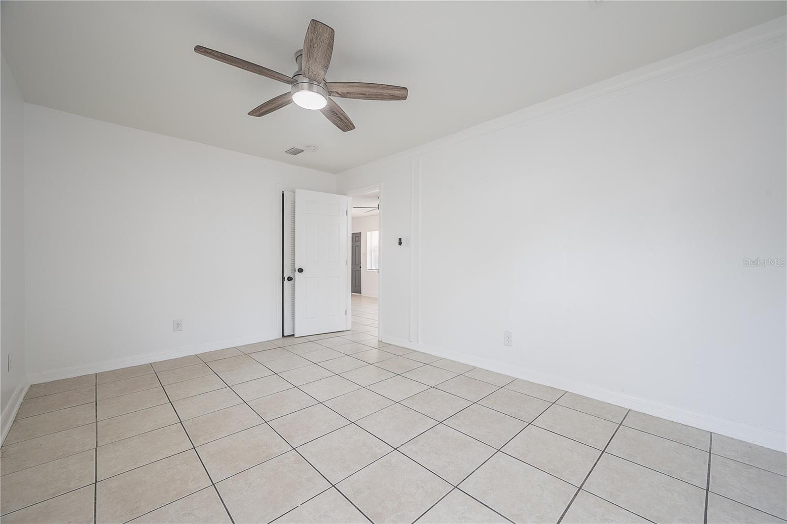 CARLTON PLACE - Residential Income