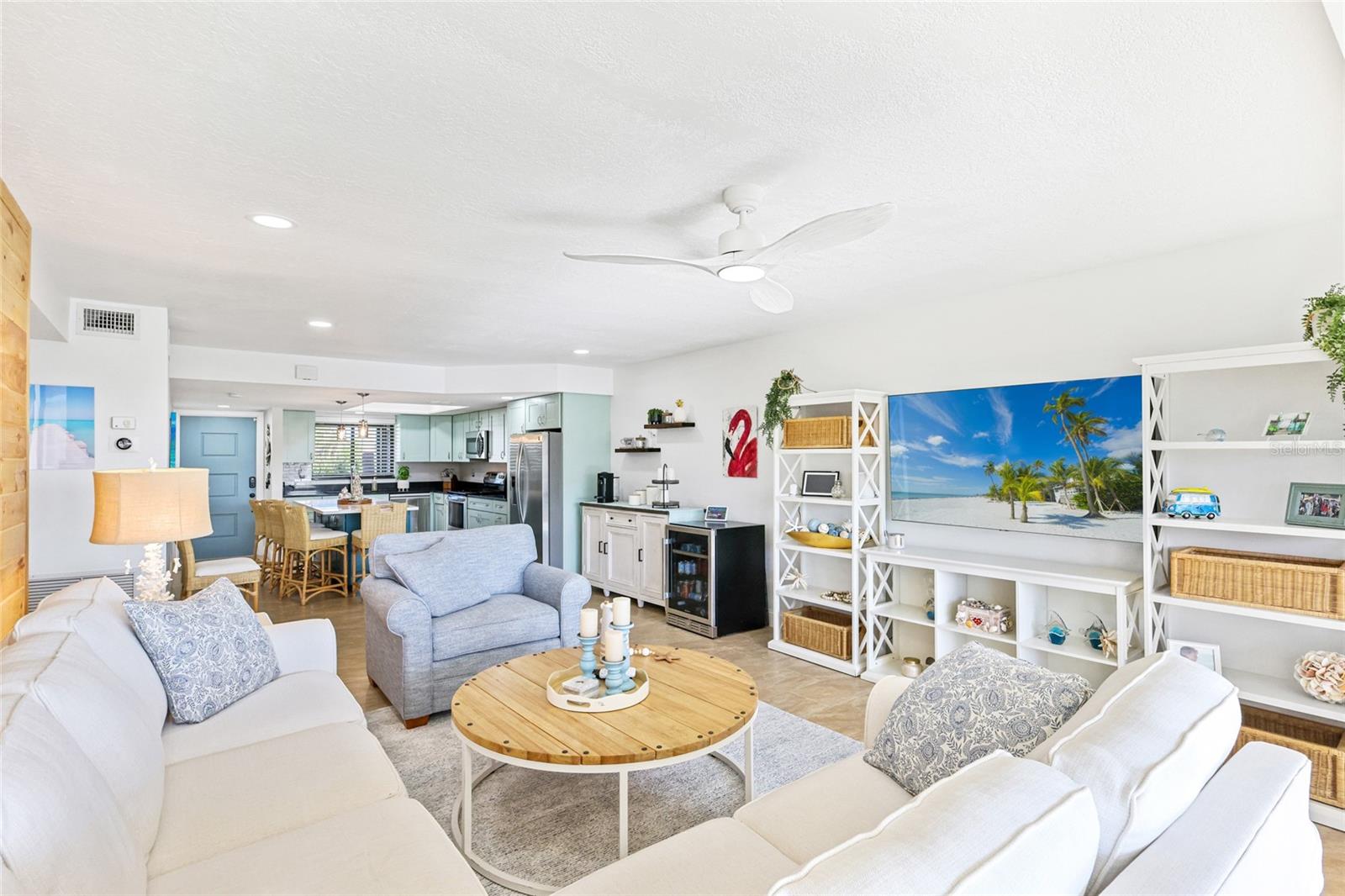 WESTBAY POINT & MOORINGS II - Residential