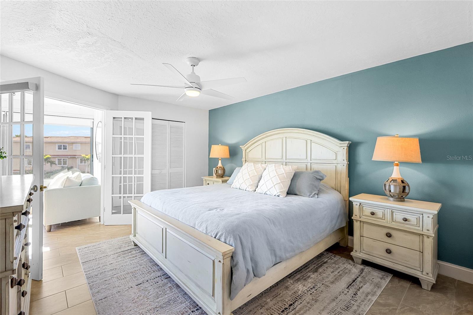 WESTBAY POINT & MOORINGS II - Residential