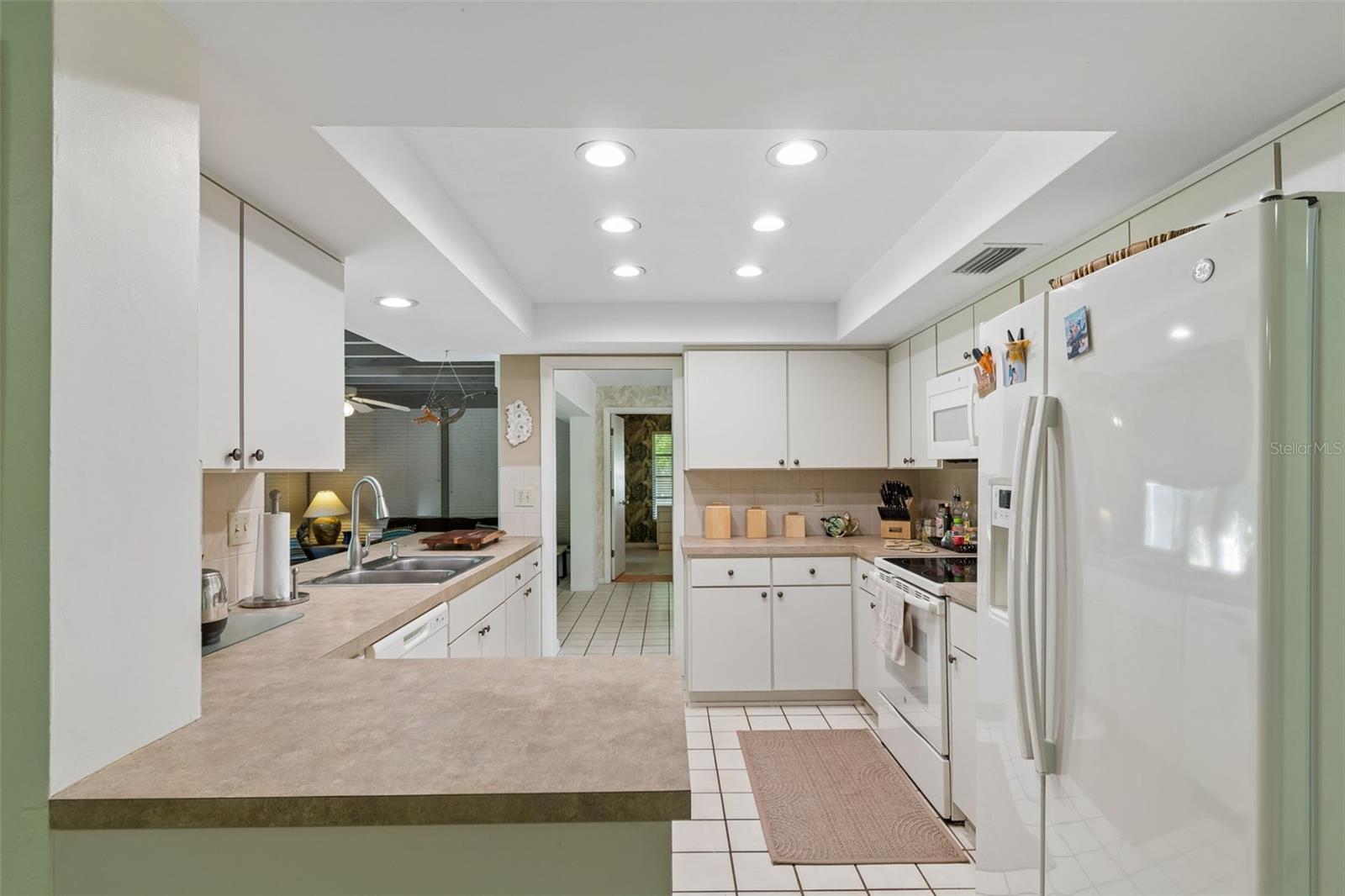 TURF & SURF ESTATES - Residential
