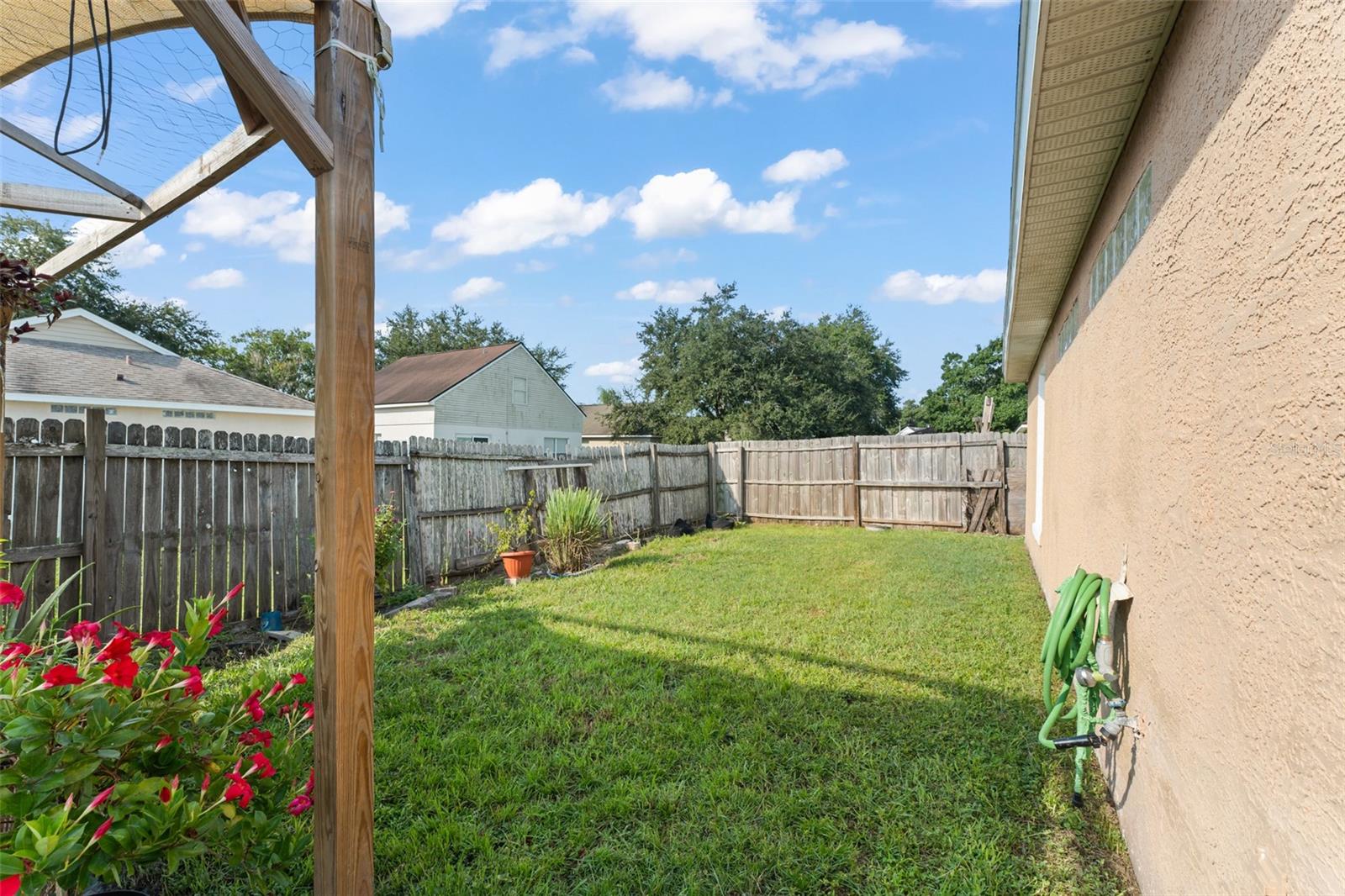 PARK AVE ESTATES - Residential
