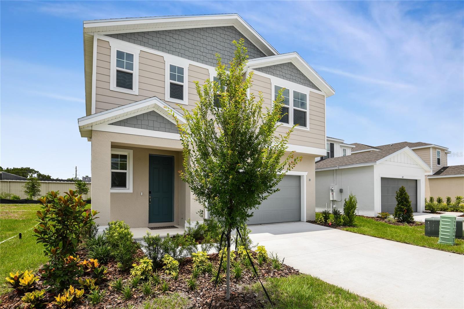 SEASONS AT SHORES OF LAKE DELL - Residential