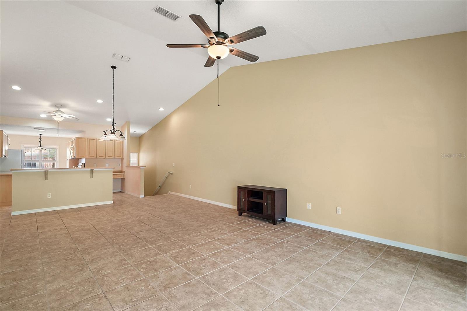 5368 COMPASS POINT 202