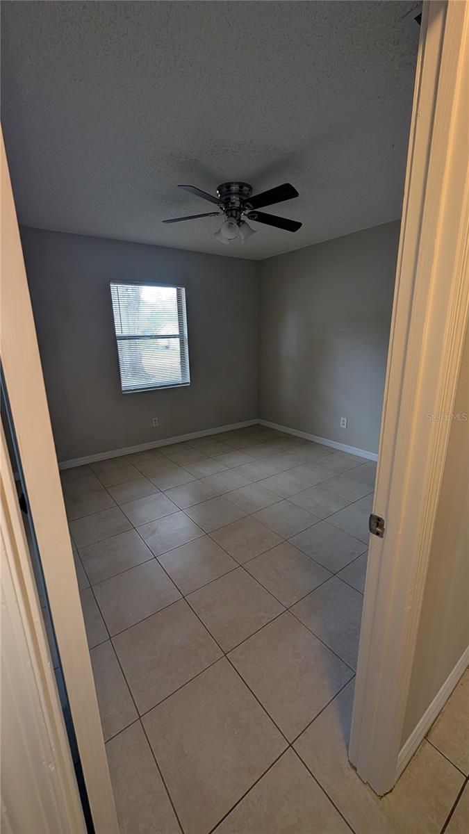 MINEOLA W - Residential