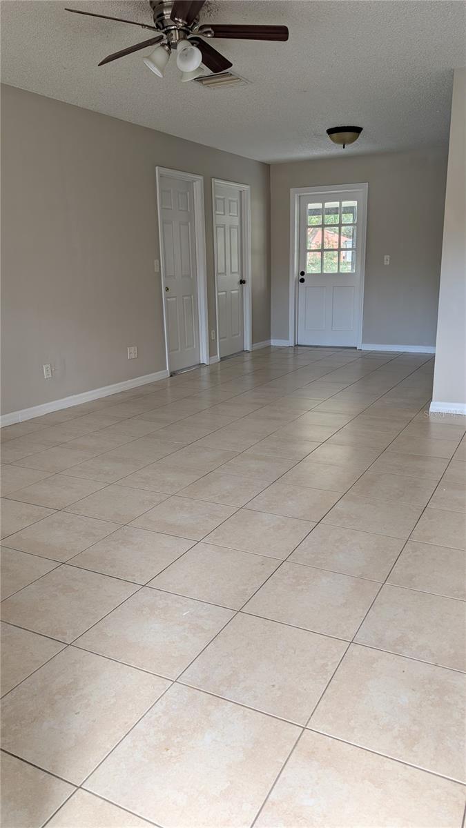 MINEOLA W - Residential