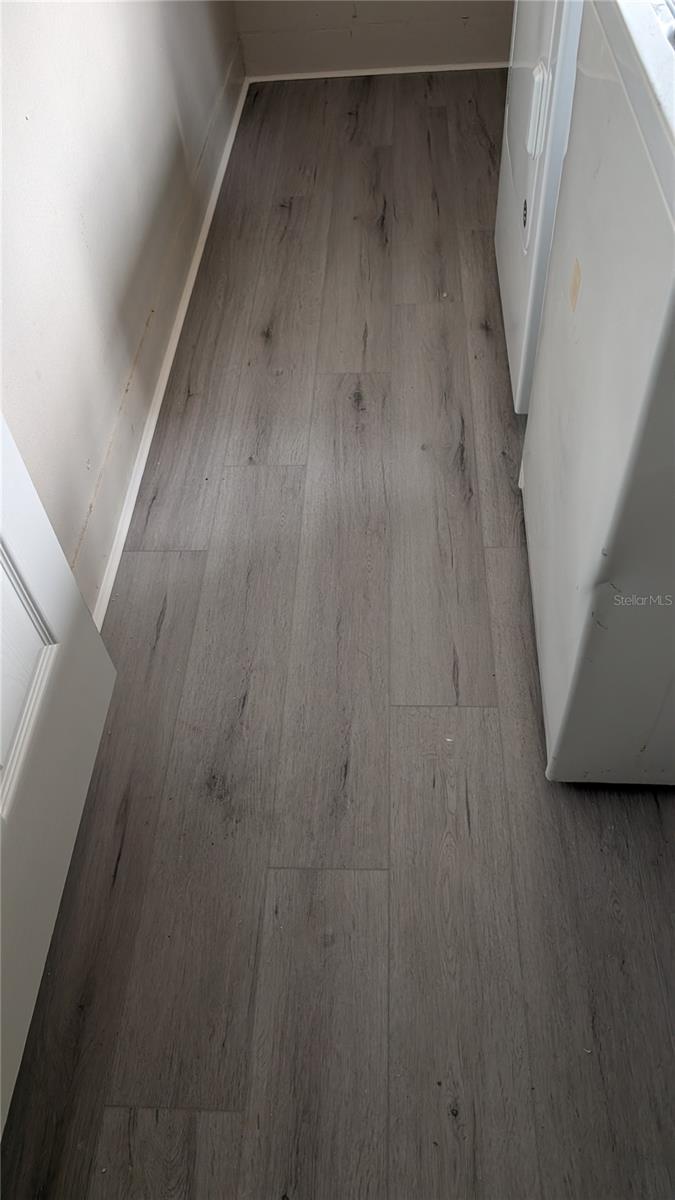 MINEOLA W - Residential