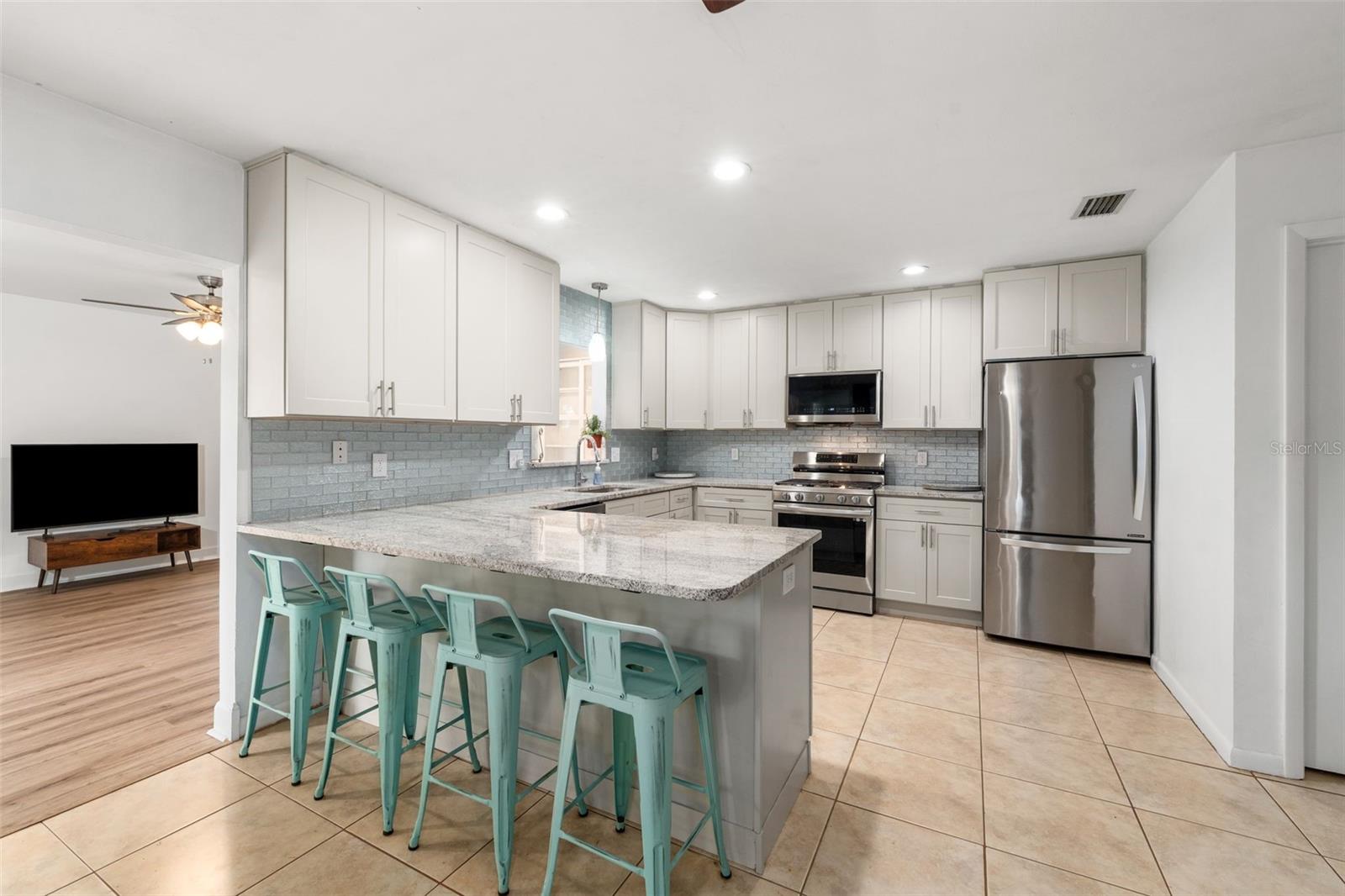 BUCK RIDGE WEST - Residential