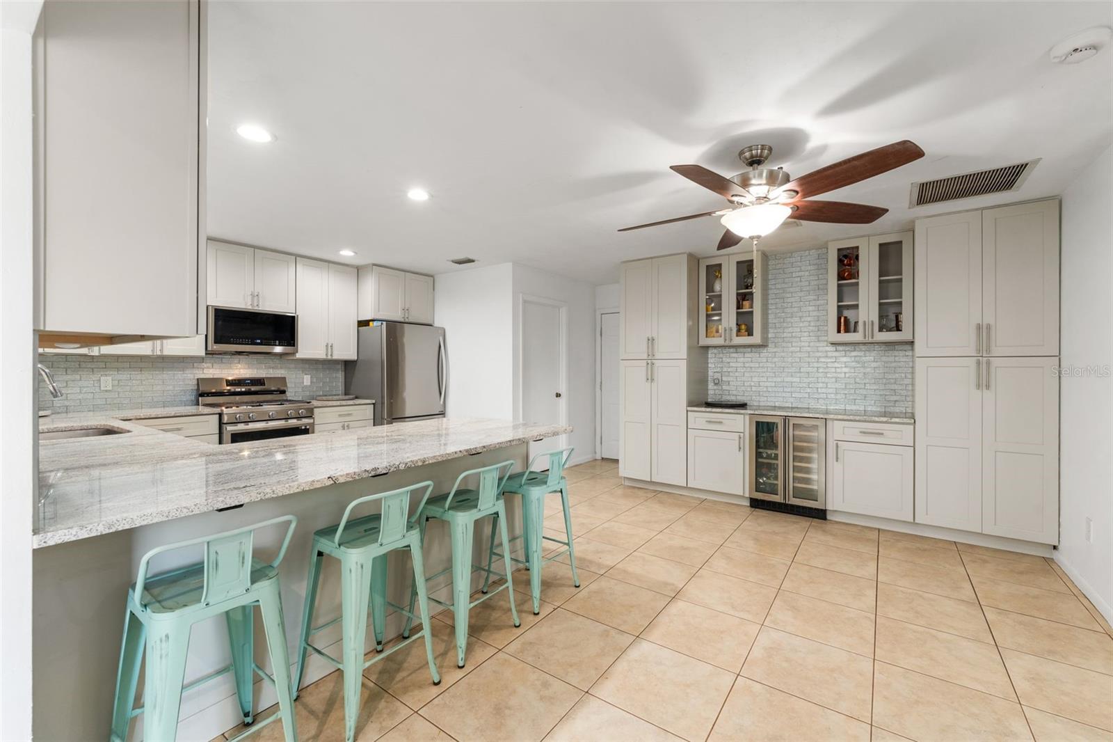 BUCK RIDGE WEST - Residential