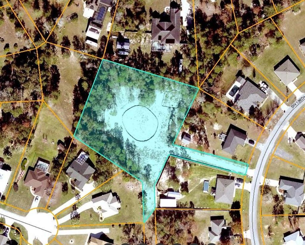 Photo of SW 109th Loop, Ocala, FL 34476 (MLS # G5109430)