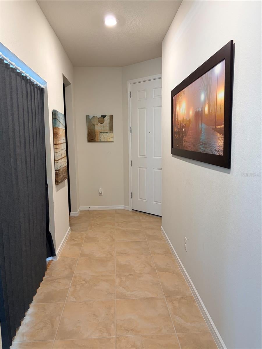 2723 SUMMER RETREAT LANE