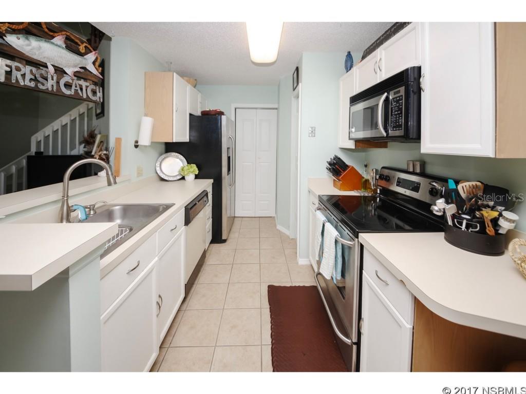 Sun Beach Club Condo Ph 01-03 - Residential