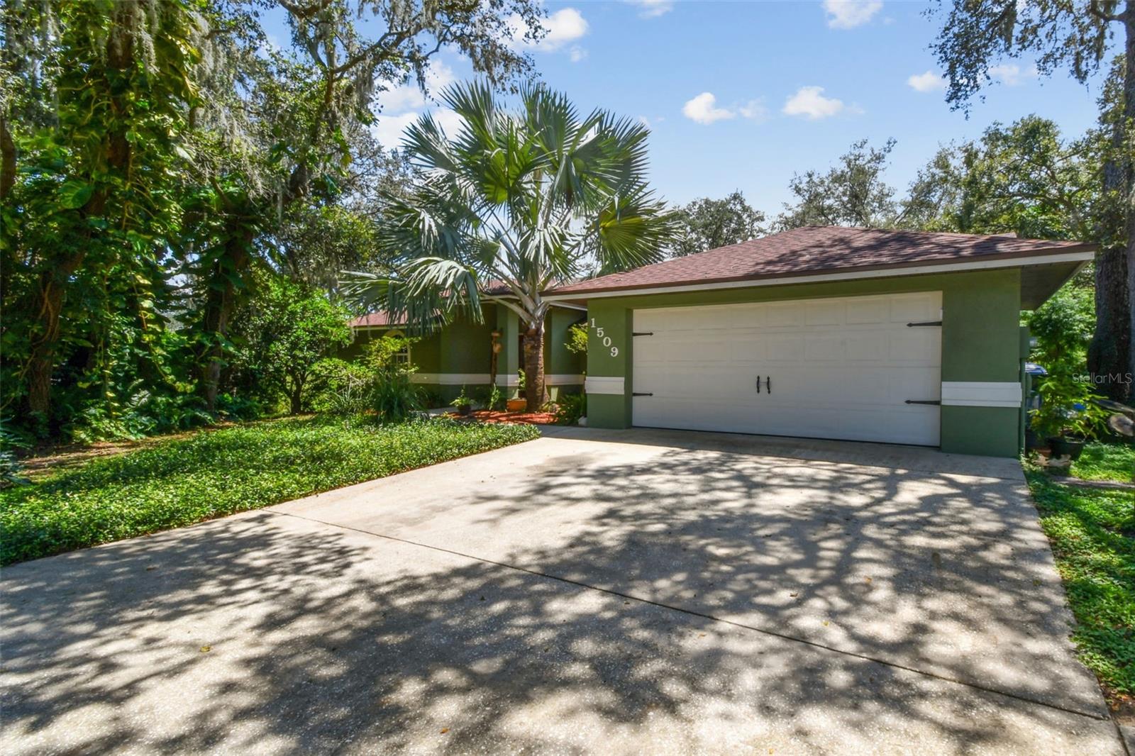 1509 LITTLE JOHNS TRAIL