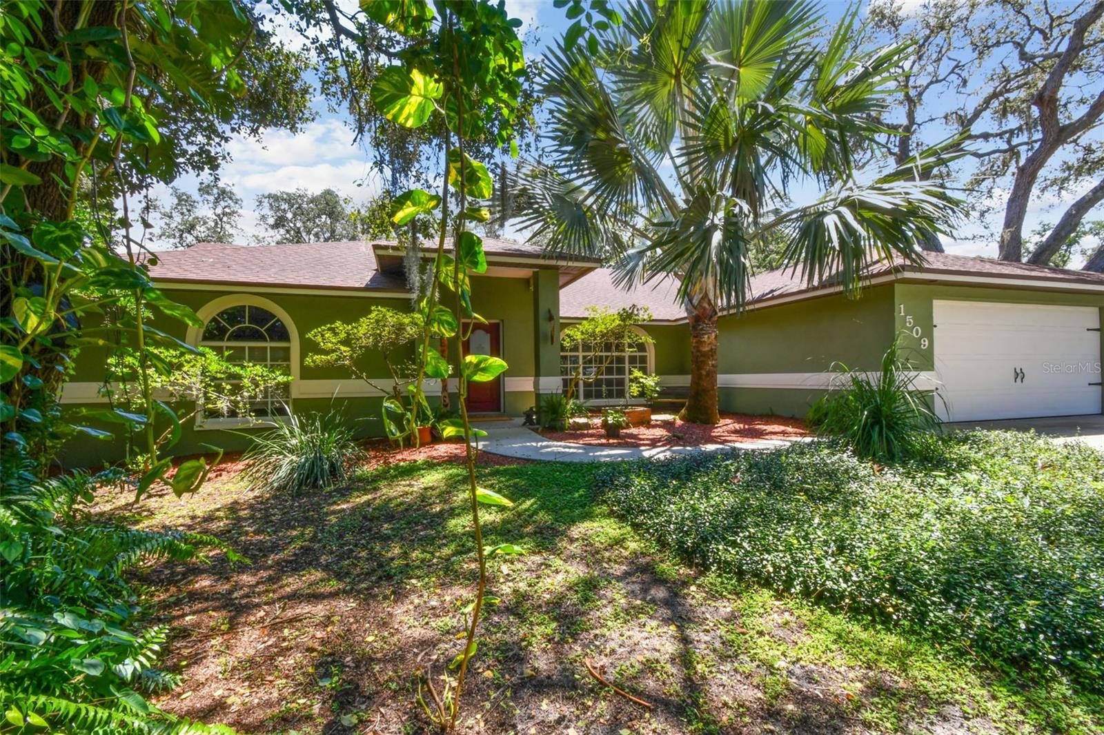 1509 LITTLE JOHNS TRAIL