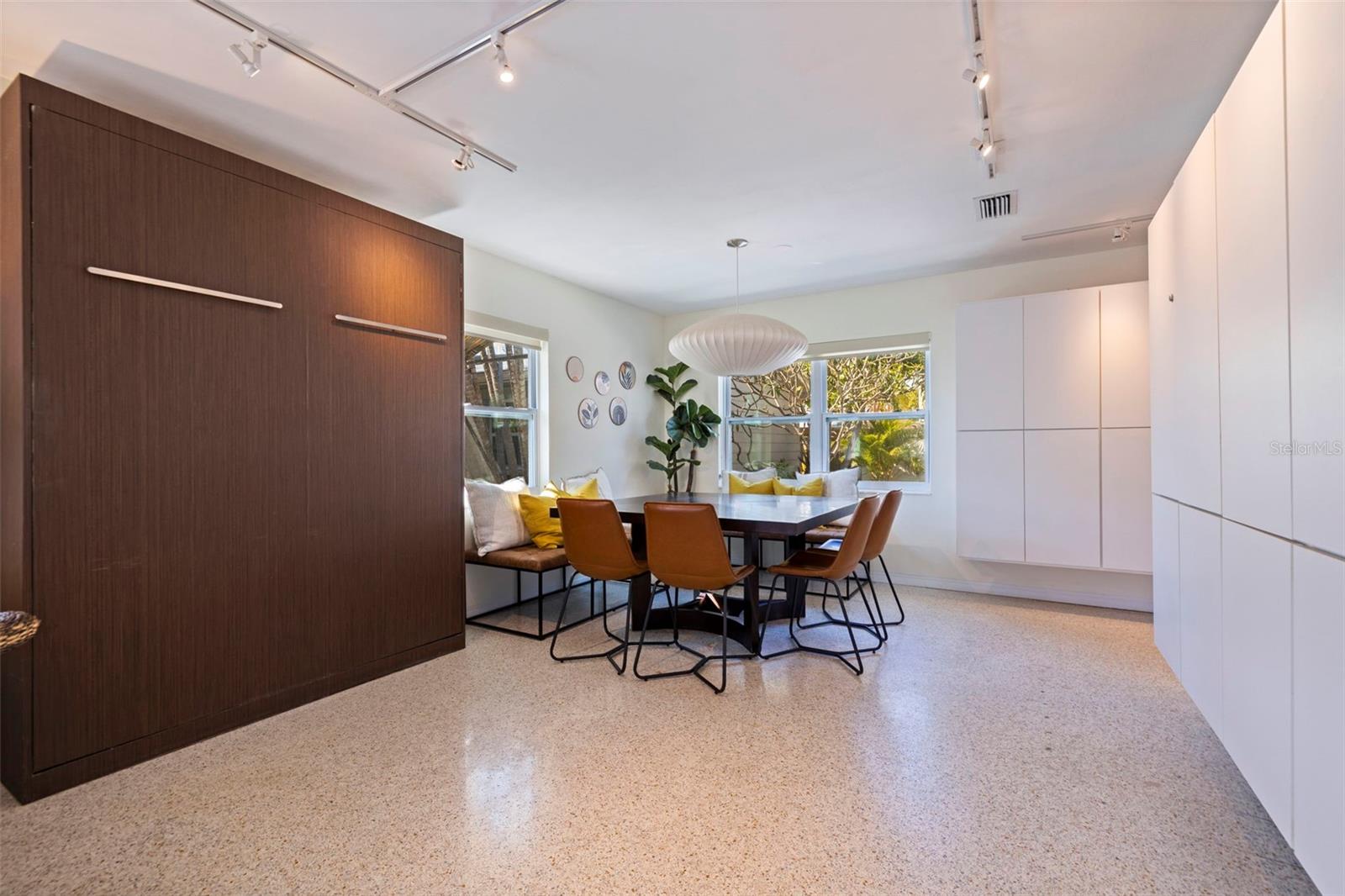 BEACH PLAZA SEC OF ST PETE BEACH - Residential Income