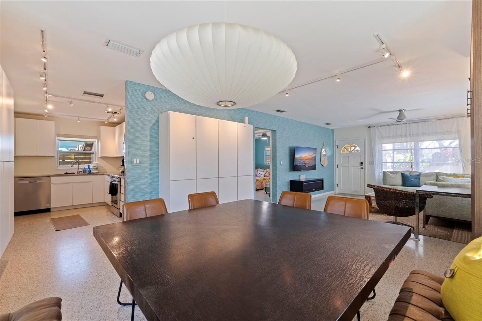 BEACH PLAZA SEC OF ST PETE BEACH - Residential Income