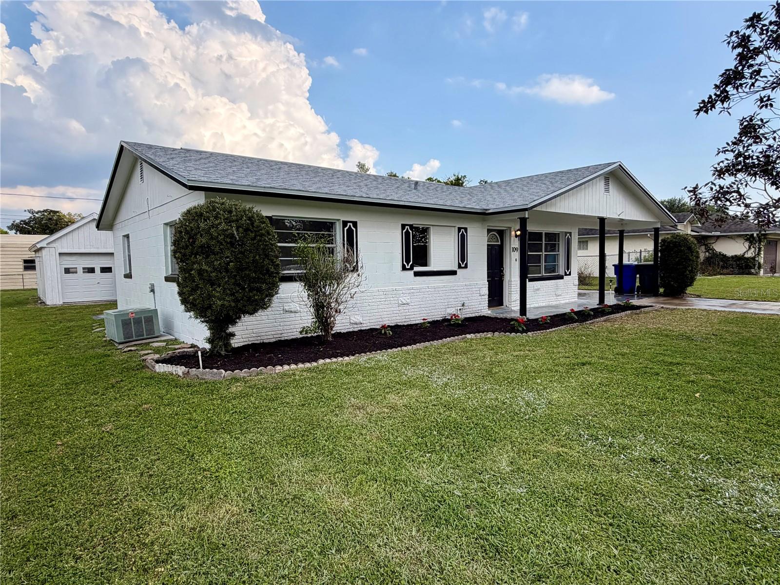 SUNNY ACRES - Residential