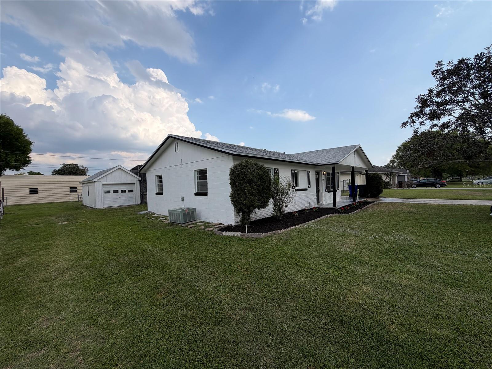 SUNNY ACRES - Residential