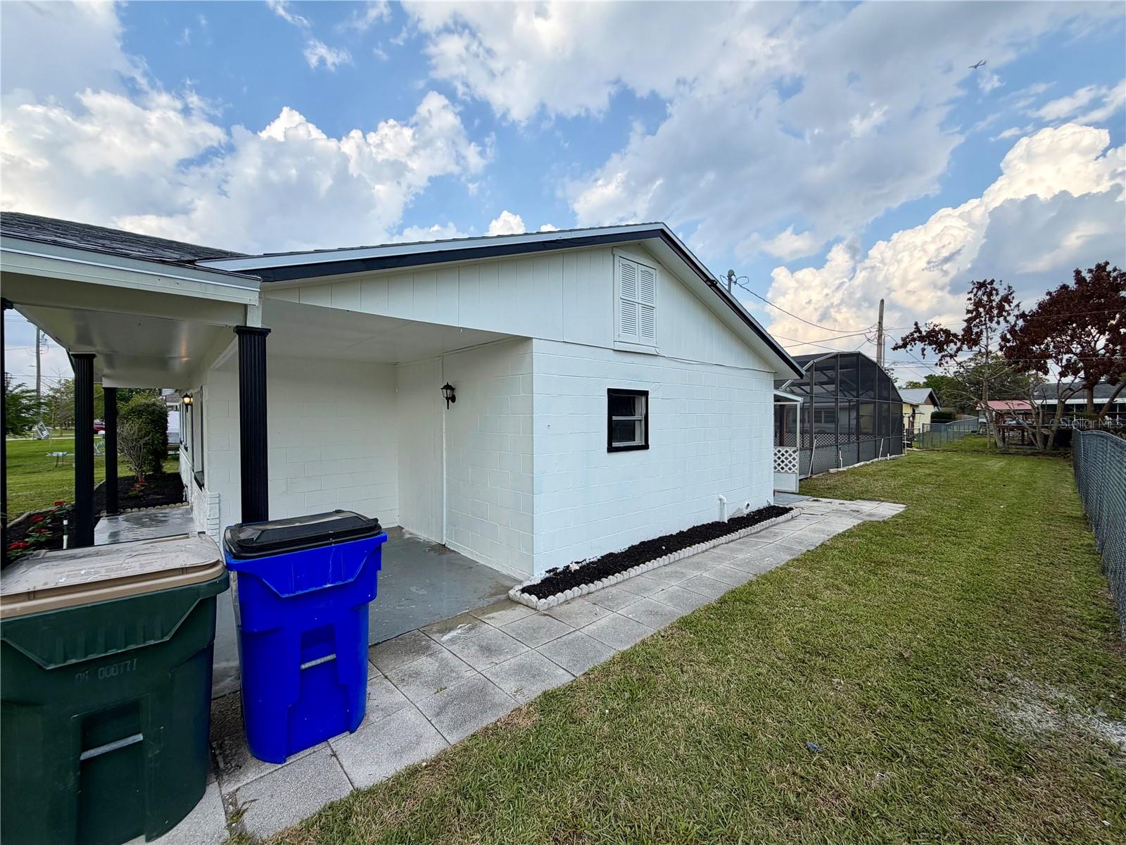 SUNNY ACRES - Residential