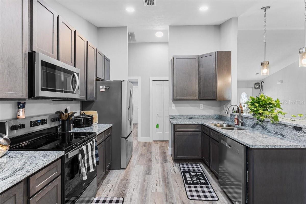 BRAGG BRANCH CROSSING - Residential