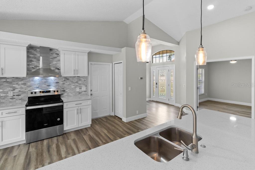 THE PRESERVE AT FAIRWAY OAKS - Residential