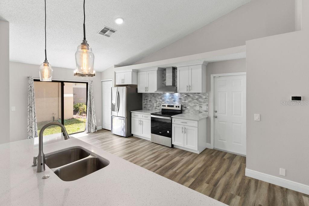 THE PRESERVE AT FAIRWAY OAKS - Residential