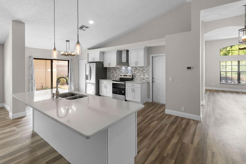 THE PRESERVE AT FAIRWAY OAKS - Residential