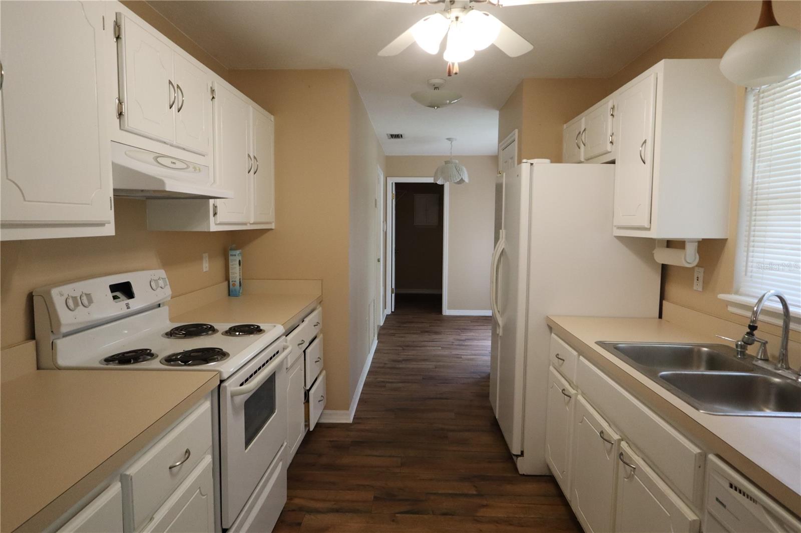 8 HEMLOCK TERRACE